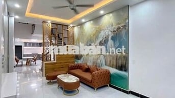 BÁN NHÀ 4 PN NGAY TRUNG TÂM - NGAY DƯỢC HẬU GIANG ĐƯỜNG NGUYỄN VĂN CỪ