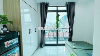 Nhà có phòng ngay 143 Nguyễn Chính. Có đầy đủ đồ bếp từ, hút mùi.