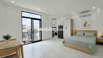 CHO THUÊ CHDV FULL NỘI THẤT BAN CÔNG 40M2 NGAY CHỢ THẠCH ĐÀ