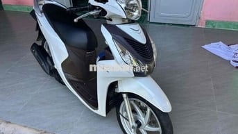 Honda Vision 2017 Trắng bstp