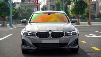 BMW 320i Sport Line LCI 2025 500 km