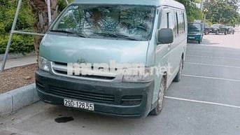 Toyota Hiace 2007 Dầu Xanh
