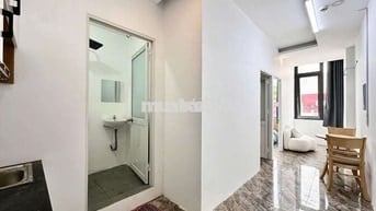 CHO THUÊ DẠNG 1 PN, 2 PHÒNG NGỦ FULL NỘI THẤT NGAY PHẠM VĂN ĐỒNG