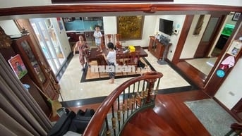 Chính chủ chung cư 292m², Nguyễn Như Uyên | đồng ý làm việc MG