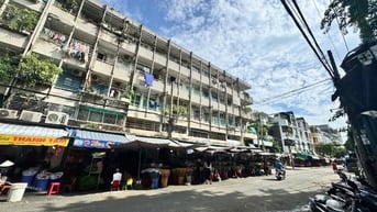 Căn hộ SHR 45m2 1pn Cư xá Lạc Long Quân Q11, ngay Chợ hoa Đầm Sen