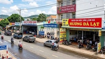 CHỈ 11 TỶ SỠ HỮU QUÁN ĂN NGAY MT QUỐC LỘ 27 KD NGAY TRUNG TÂM LÂM HÀ 