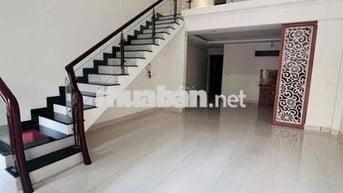 Cho thuê nhà nguyên căn trung tâm phố