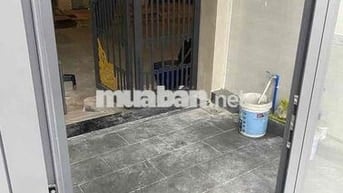 Cho thuê nhà 3 lầu mới hẻm xe tải gần cầu Trường Thọ, Thủ Đức