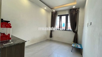 PHÒNG CỬA SỔ TRỜI NGAY MẶT TIỀN LÊ ĐỨC THỌ
