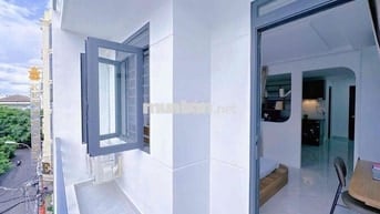 BAN CÔNG , THANG MÁY , CĂN HỘ 1 PHÒNG NGỦ CAO CẤP NGAY SƯ VẠN HẠNH