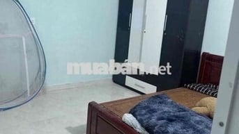Nhà gác lửng nội thất cơ bản gần Đh FPT,làng đại học