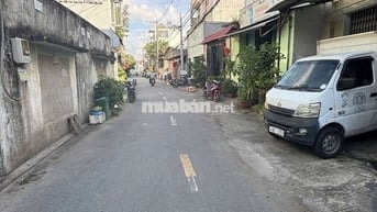 Gửi hoa hồng gt Nhà Hẻm nhựa Tân Quỳ Tân Quý 6x16m 2 lầu 8p cho làm CH