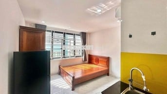 Phòng Thoáng Mát, Mới Xây Ngay Nguyễn Xí