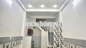 CHO THUÊ NHÀ NGUYÊN CĂN TẠI 645/32 TRẦN XUÂN SOẠN, Q. 7 - 2 PN - 2 WC