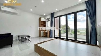 Căn hộ ban công 40m2 mới 100% ngay Lê Quang Định gần chợ Bà Chiểu,Q1,3