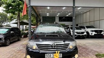 Toyota Fortuner 2016 Máy dầu Số sàn Đen