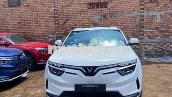 VinFast VF8 Plus 2023 Trắng ngọc trai 60.000 km
