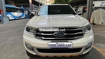 Ford Everest Titanium 2020 Trắng