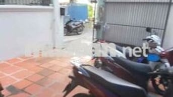 cho thuê nhà hẻm xe tải 6pn 4wc