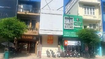 CHÍNH CHỦ BÁN TÒA NHÀ 7 LẦU MẶT TIỀN VÕ VĂN TẦN, QUẬN 3