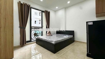 Khai Trương Căn Hộ Mới Ngay Tân Cảng cầu sài gòn ban công cửa so