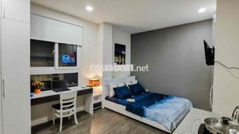Chung cư mini cửa sổ full nt,thang máy đường Trần Bình Trọng q5