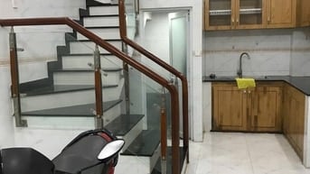 Nhà 4 tẦng sát Trường Chinh gần ngã tu Bảy Hiền chỉ hƠn 3 ĐỒng xíu