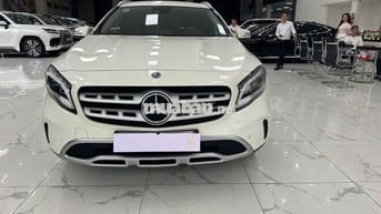 Mercedes GLA200 2017 Trắng 38.000 Km