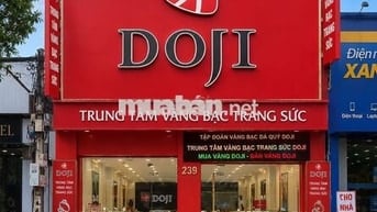 MẶT TIỀN NGUYỄN THỊ THẬP, QUẬN 7 - 7,6x28m - TRỐNG SUỐT ĐẸP - GIÁ RẺ