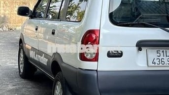 Isuzu HiLander 7 chỗ Trắng