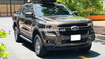 Ford Ranger XLS AT 2023 lên nhiều đồ chơi