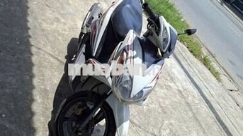 Yamaha Luvias 2013 Trắng