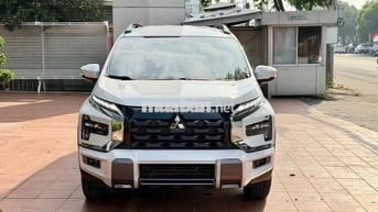 Xe lướt Xpander Cross trắng 615tr