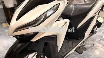 Honda Vario 150 Sporty Trắng