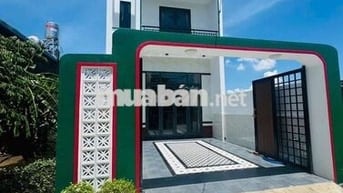 Bán nhà ngộp SHR 5×17 gần Cầu Lớn Hóc Môn, 3PN 3WC hoàn công