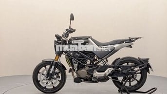 Husqvarna Svartpilen 200 2021 Xám 48767 km