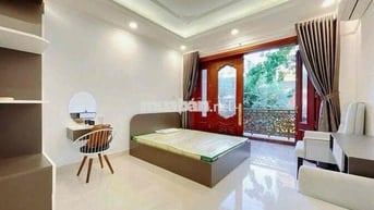 Căn hộ 50m2 1pn full nội thất mặt tiền Trần Quang Khải - Q1