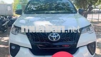 Toyota Fortuner 2017 Trắng Đà Nẵng