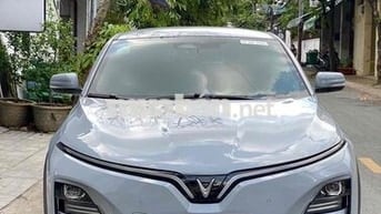 VinFast VF6 Eco 2025 Xám 3 vạn free sạc có bank