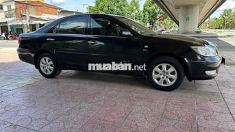 Toyota Camry 2.4 Số sàn 2005 Đen