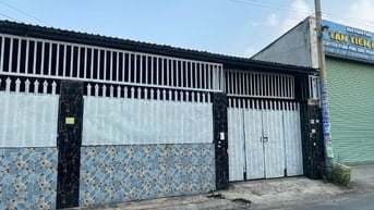 Bán nhà mặt tiền đường nhựa 8m diện tích đất 340m2 11,5X28,5m. Giá 12T