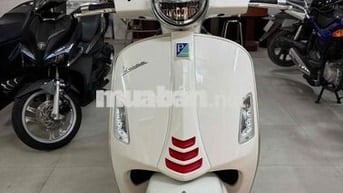 Piaggio Vespa GTS ABS 150cc 2019 Trắng 10.000 Km
