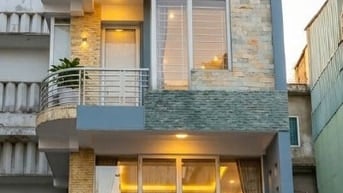 BÁN GẤP NHÀ TRUNG TÂM Q1 NGAY ĐƯỜNG NGUYỄN TRÃI HẺM XE HƠI.