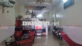 HẺM XE TẢI 8M-KẾ CHỢ CÂY SÔP-BÁN NHÀ 4.4×19-4TẦNG- NGUYỄN VĂN QUÁ Q.12