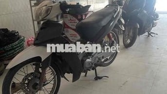 Yamaha Sirius Trắng Đen Nhật