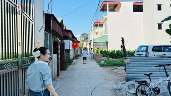 Ô tô vào nhà – 5 tầng thang máy – trung tâm Đan Phượng – đón sóng Vành