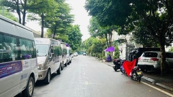 Bán Nhà Phân Lô Hàng Xóm Bộ Công An .16,2 Tỷ , 52m2 , 5 Tầng, MT 4,1 m