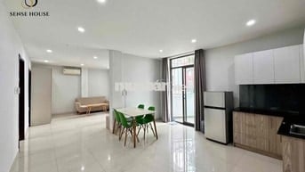 Chính Chủ Cho Thuê | 2PN Ban Công Rộng 80m2 | Ngay Sân Bay