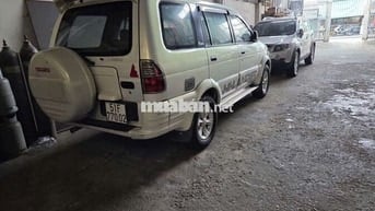 Isuzu Hi-Lander 2006 Dầu Trắng 7 chỗ