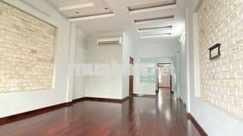 Khu VIP Nội bộ Phường Tân Sơn nhì :   4,5 x 20 Đúc 4 Lầu  siêu đẹp. 